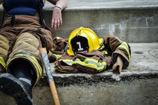resized_career-firefighter-relaxing-job-162540